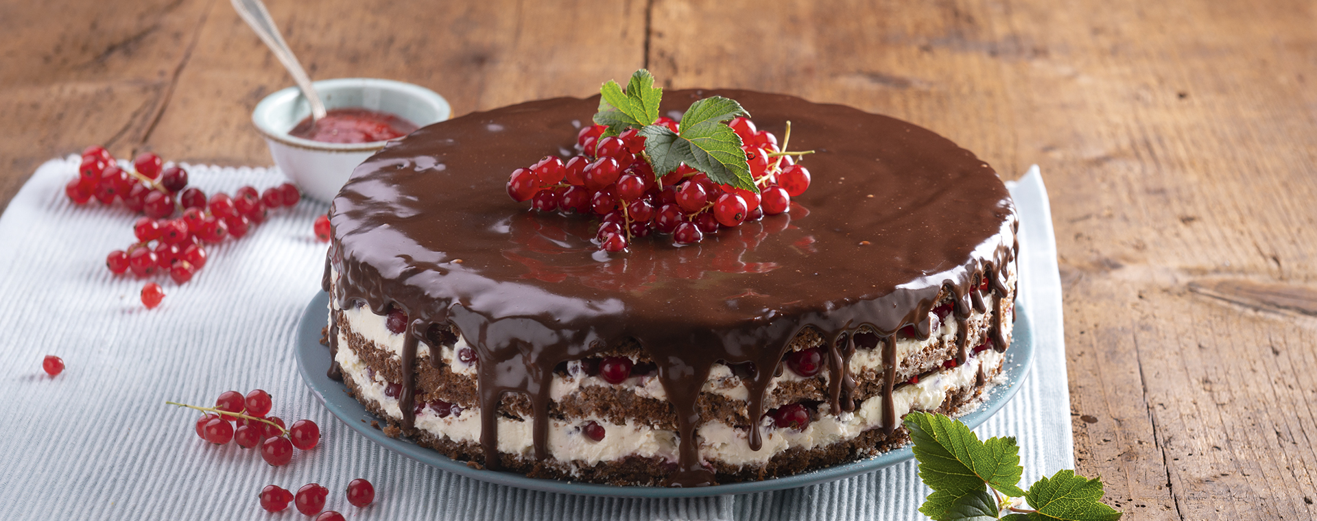 4 22 Naked Cake Mit Johannisbeeren 1920x760px