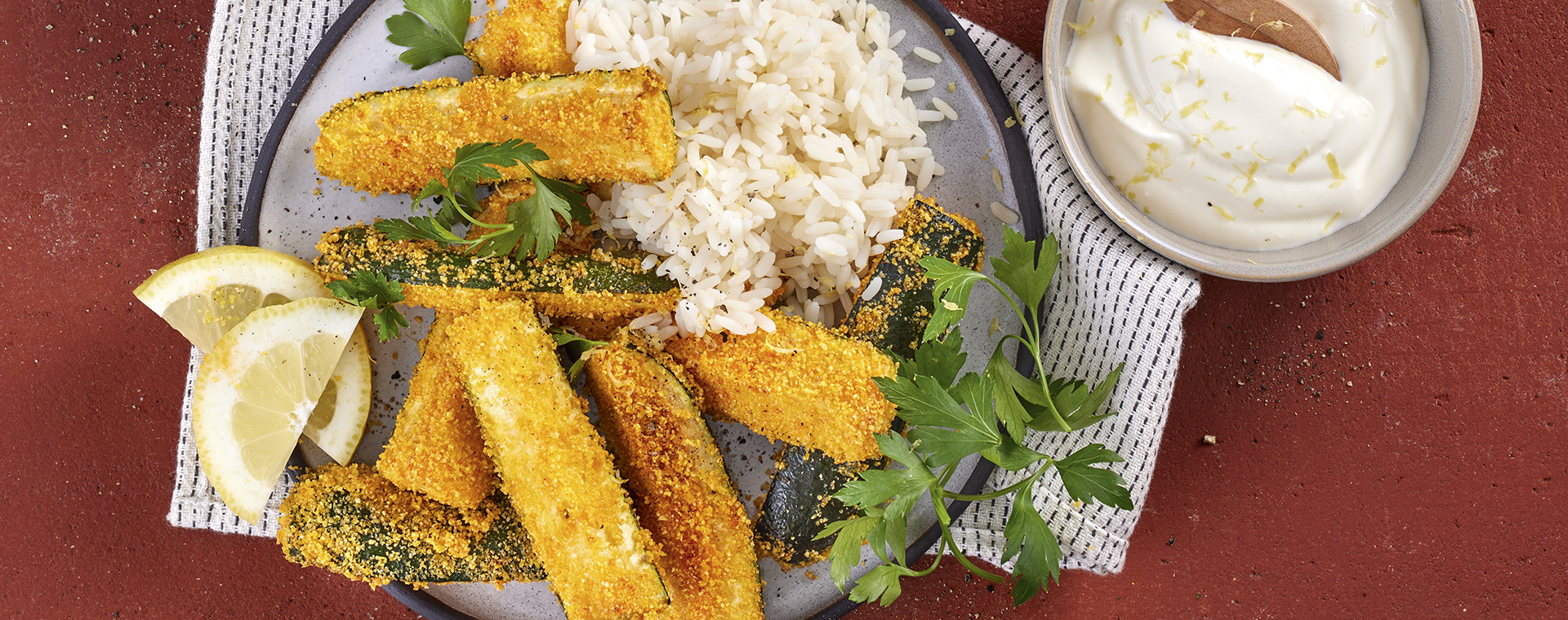 5 22 Zucchinispalten Mit Joghurtdip Und Reis 1920x760px