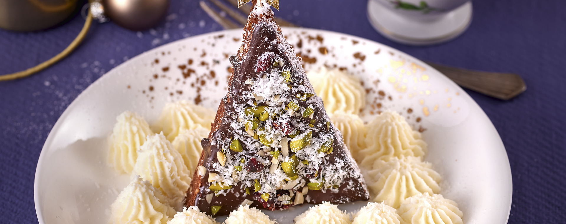 6 22 Schoko Weihnachtsbaeumchen Im Schnee 1920x760px