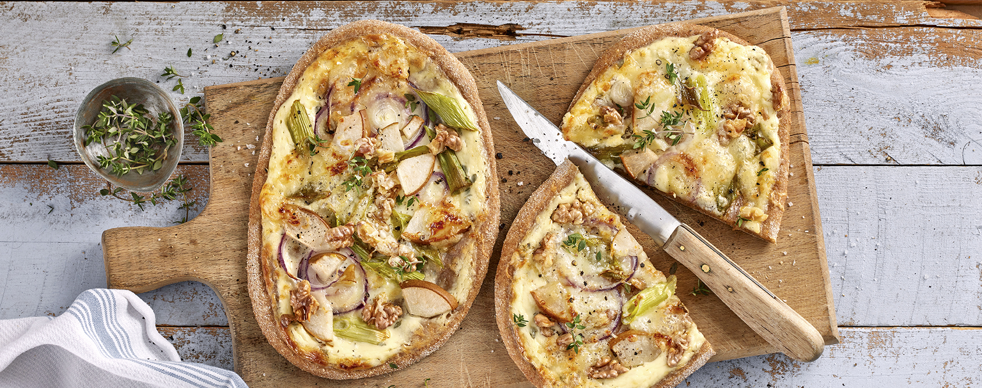 1 23 Dinnete Mit Birnen Und Walnuessen 1920x760px