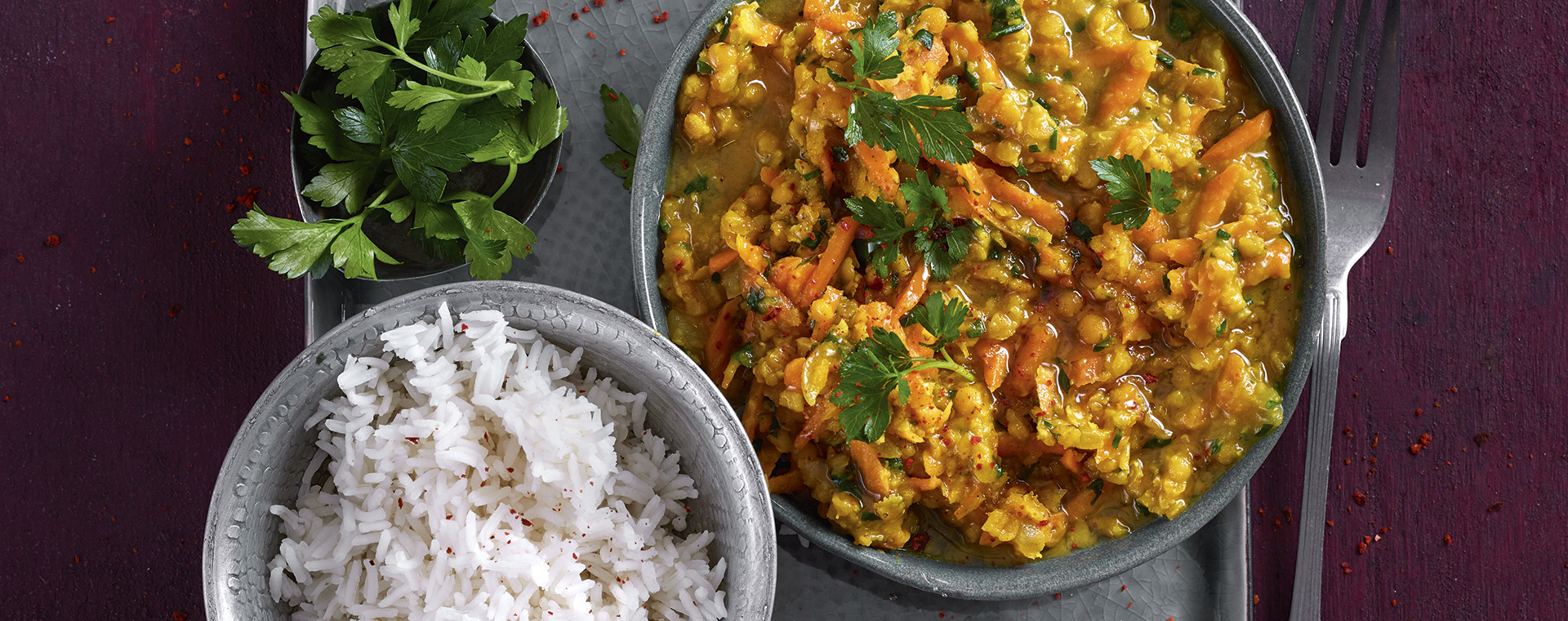 2 23 Rote Linsen Dal Mit Moehren Und Reis 1920x760px