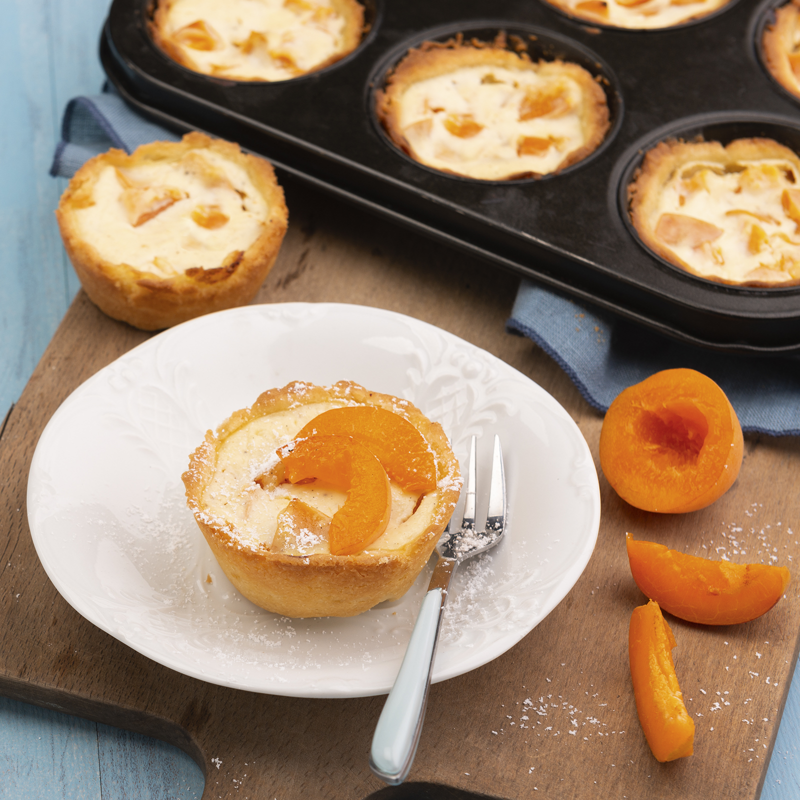 4 23 Cremige Aprikosentoertchen 1600x1600px