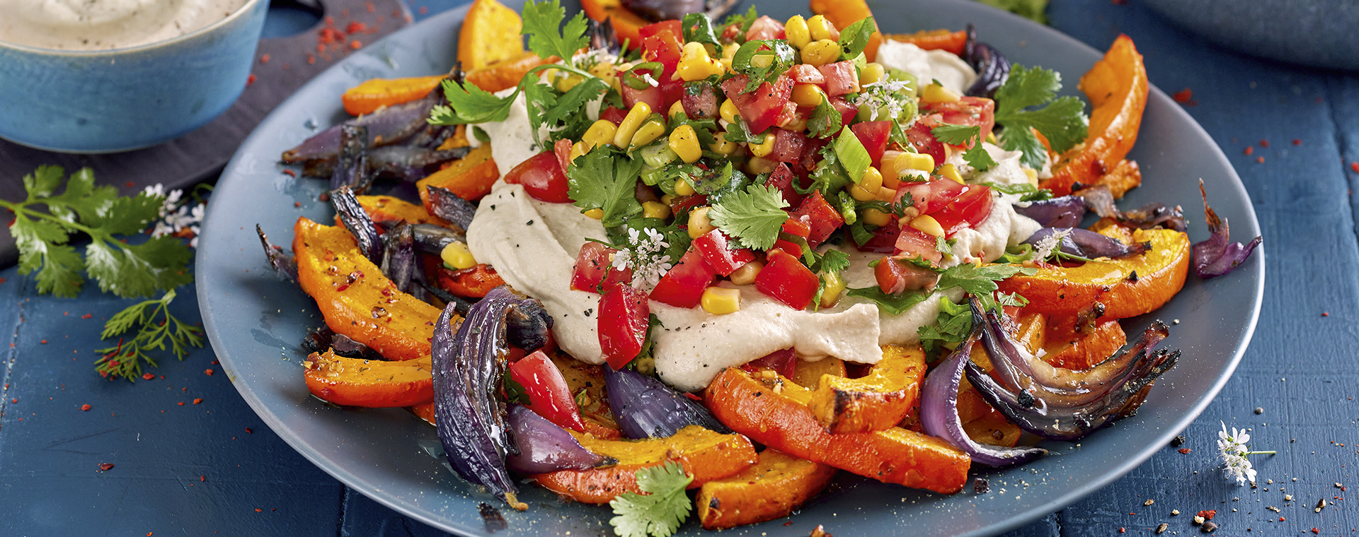 5 23 Loaded Kuerbis Mit Pikanter Salsa Und Dip 1920x760px