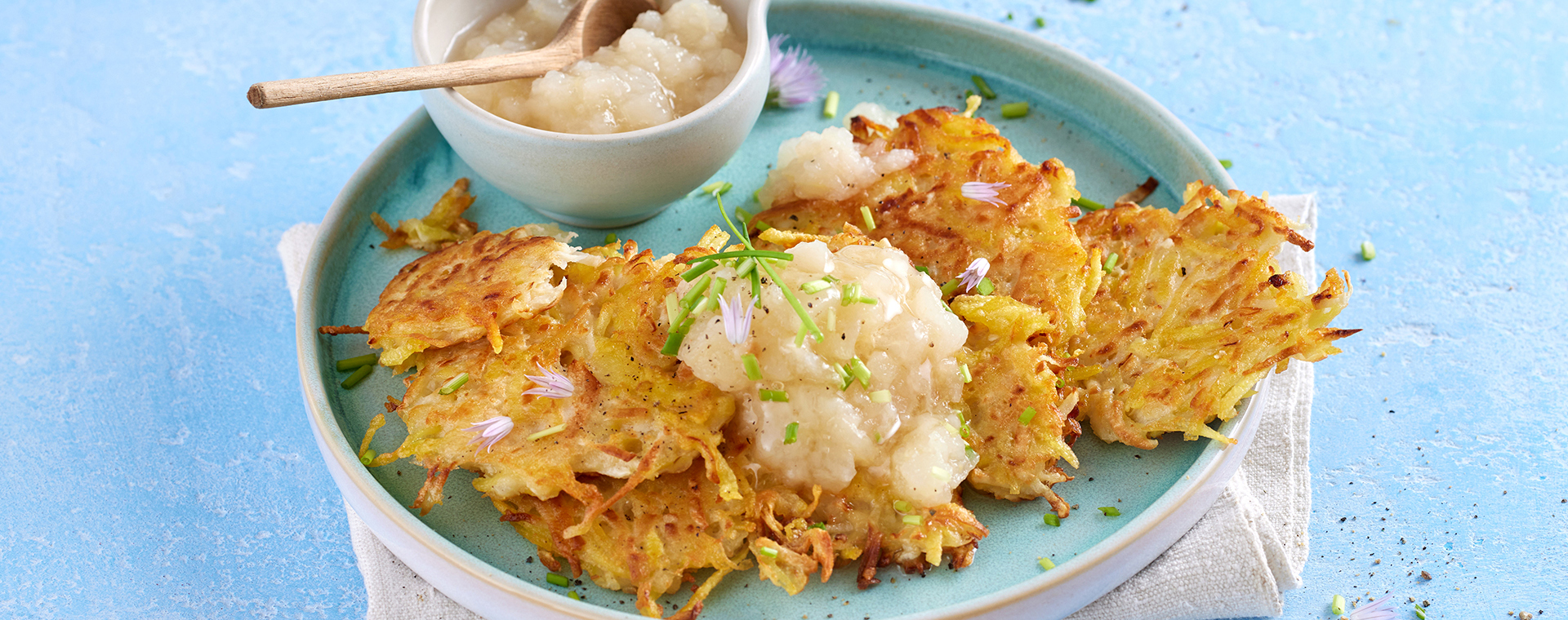 5 23 Sellerie Kartoffel Puffer Mit Birnenmus 1920x760px