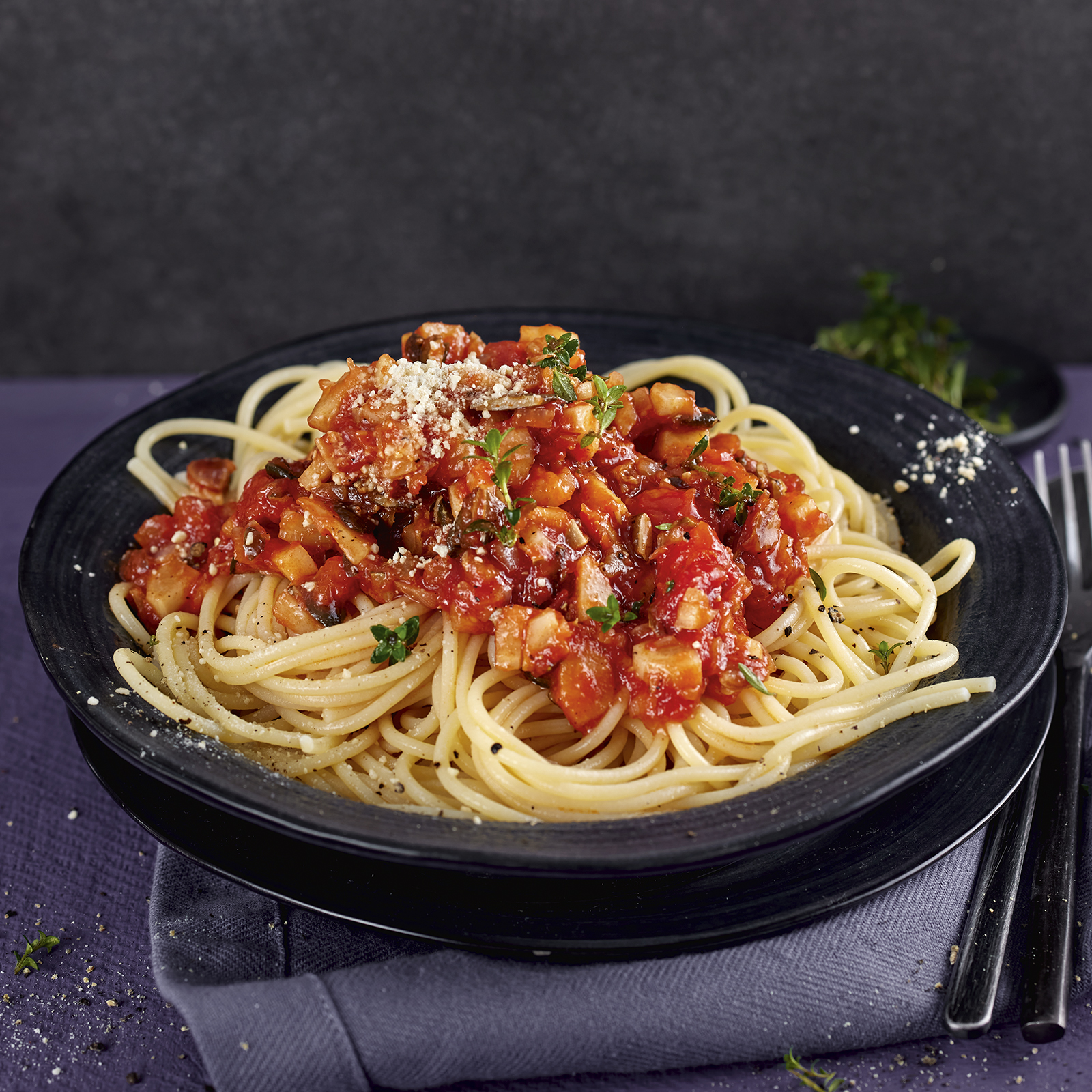 5 23 Spaghetti Mit Petersilienwurzel Bolognese 1600x1600px