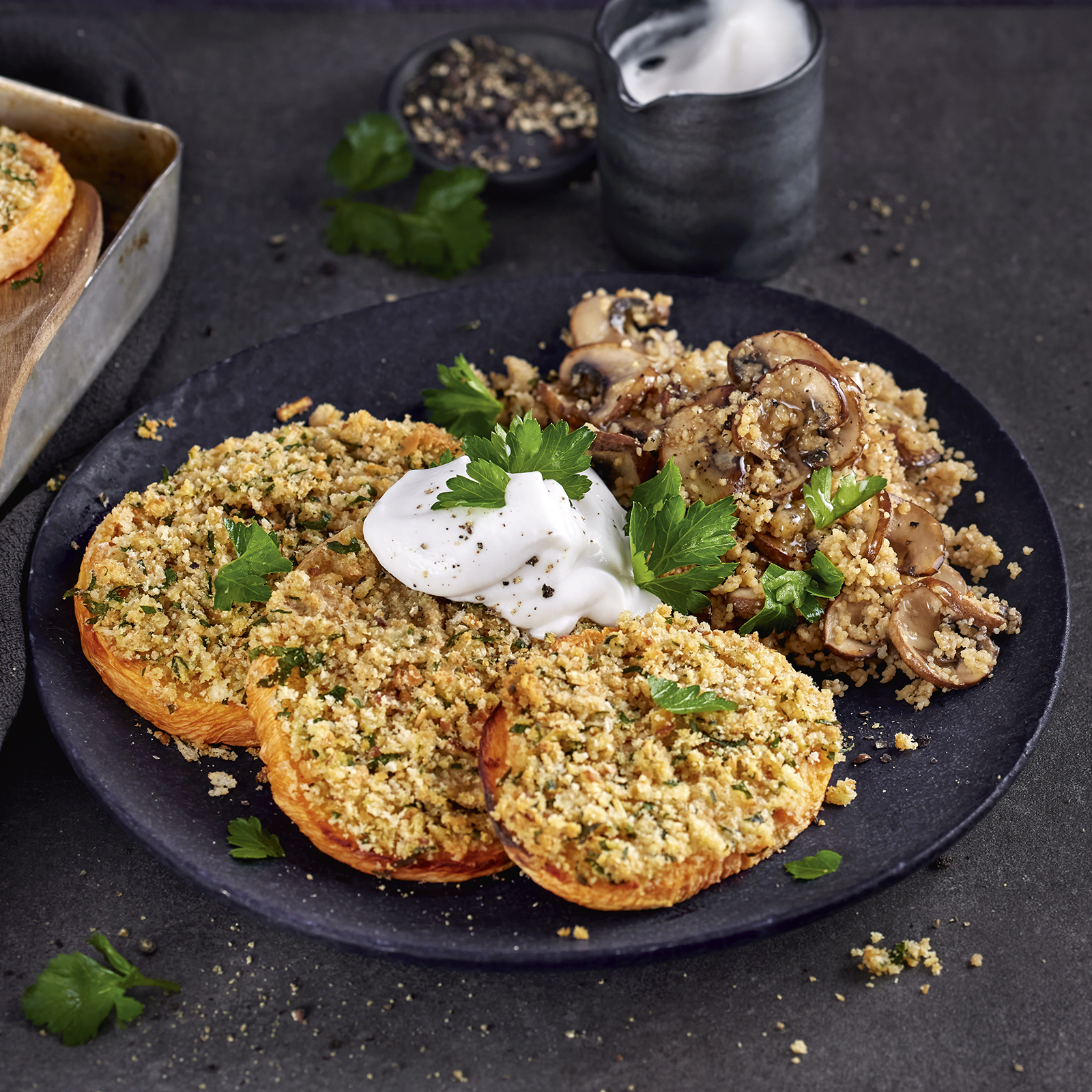 5 23 Steckrueben Bordelaise Mit Champignon Couscous 1600x1600px