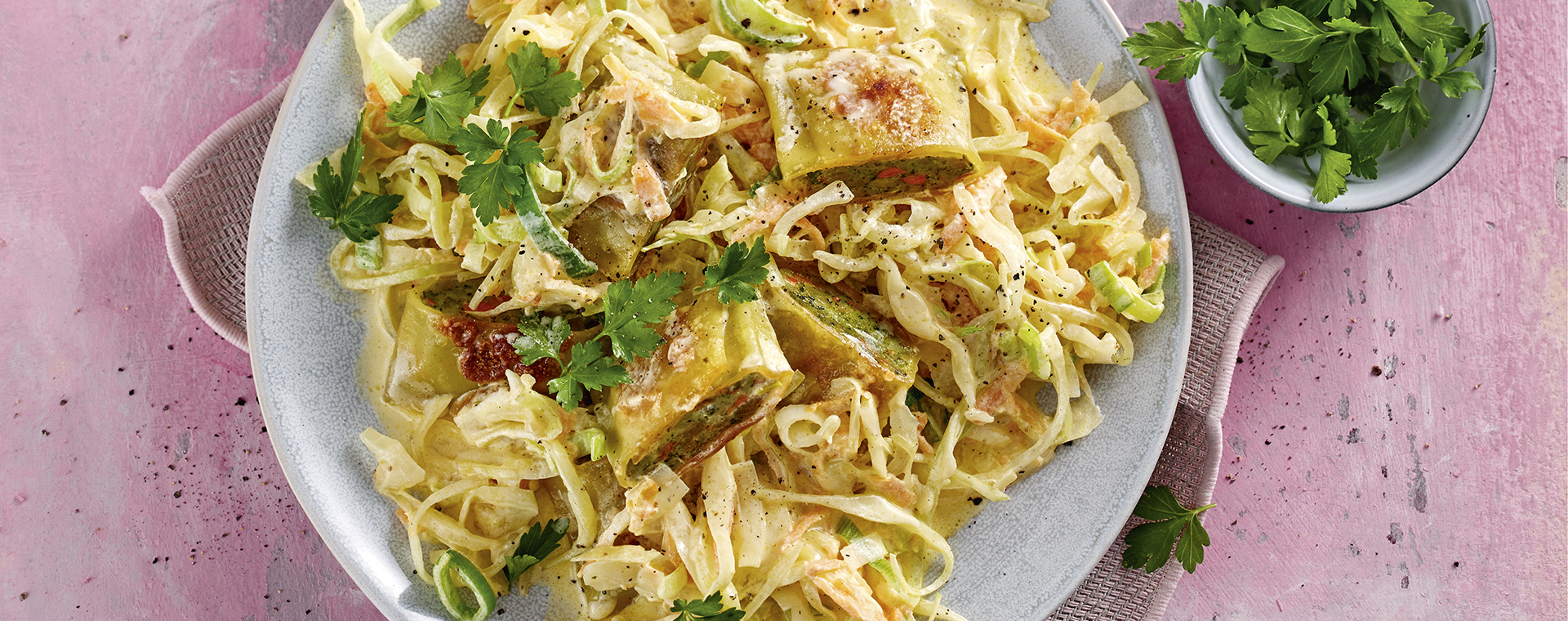 6 23 Weisskohlpfanne Mit Maultaschen 1920x760px