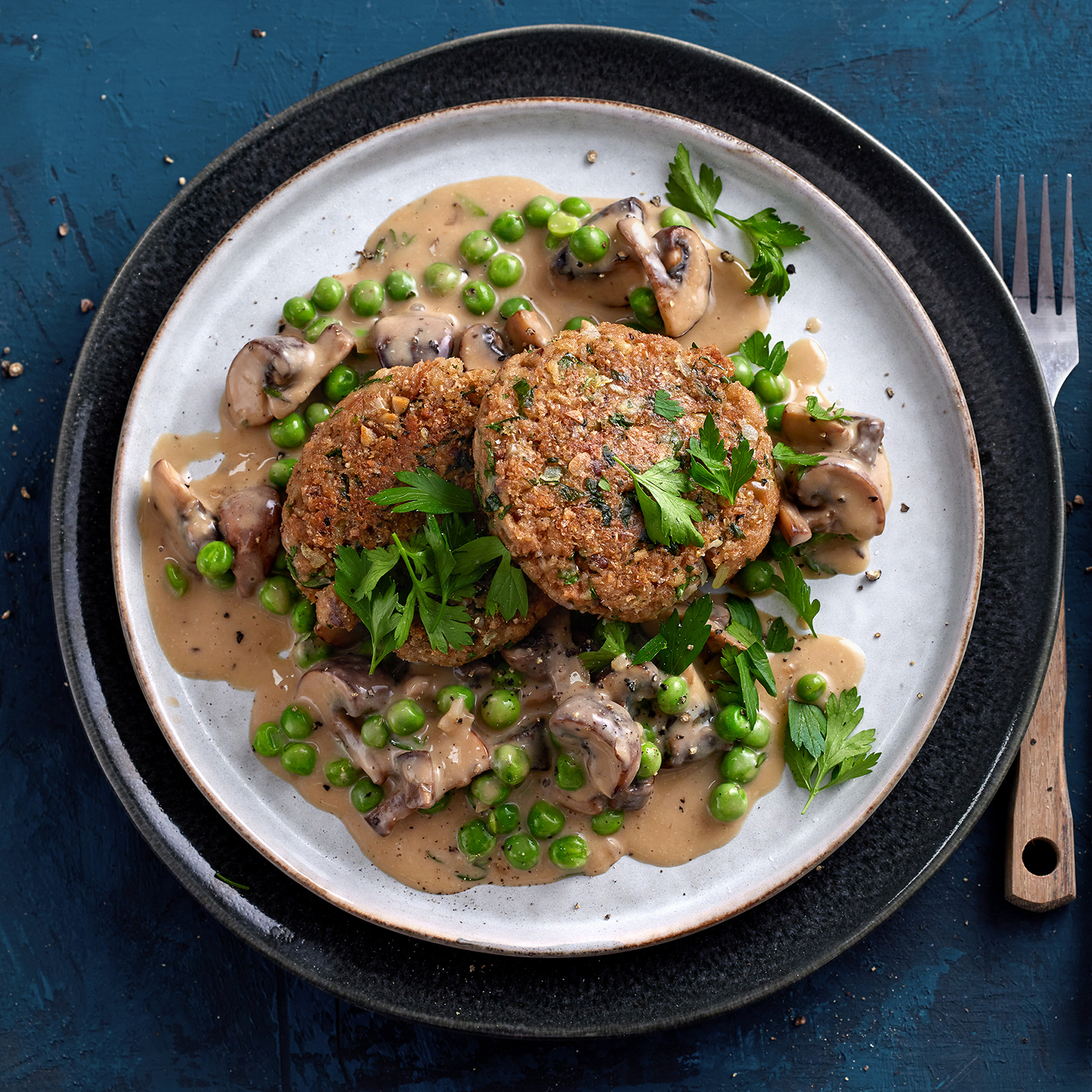 1 24 Pfannenknoedel Mit Champignonrahmsosse 1600x1600px