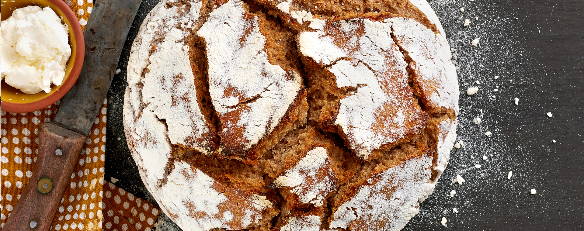 2 24 Emmer Weizen Brot 1920x760px