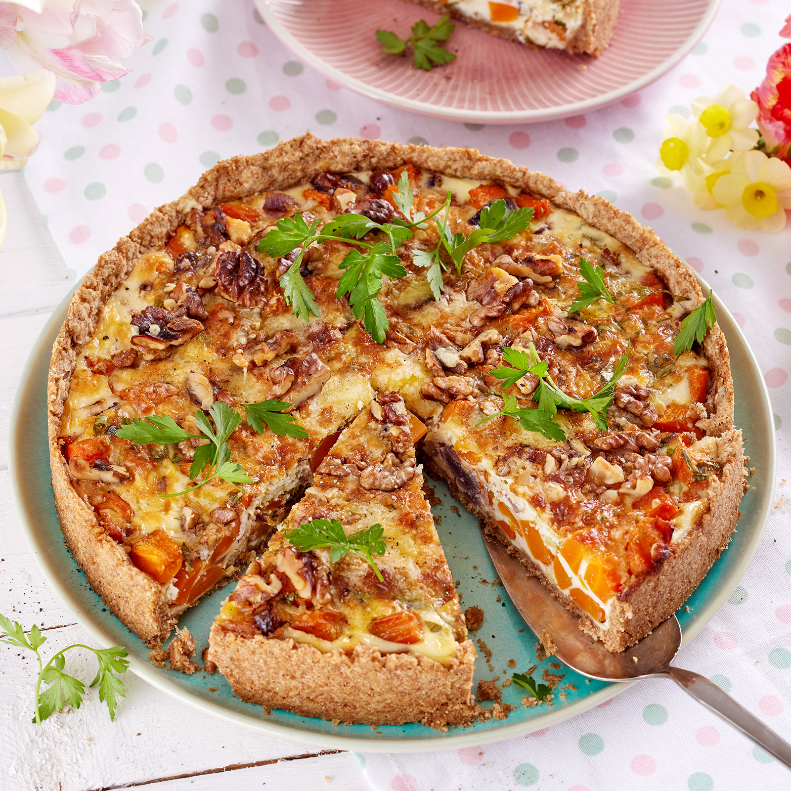 2 24 Moehrenquiche Mit Datteln 1600x1600px