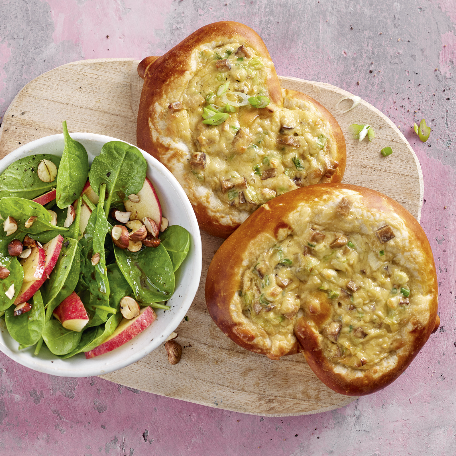 3 24 Flammkuchen Brezeln 1600x1600px