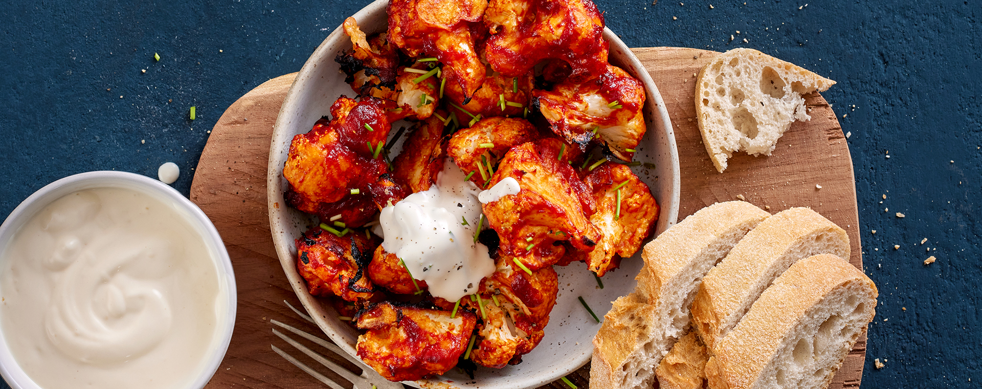 3 24 Gebackener Barbecue Blumenkohl Mit Aioli 1920x760px