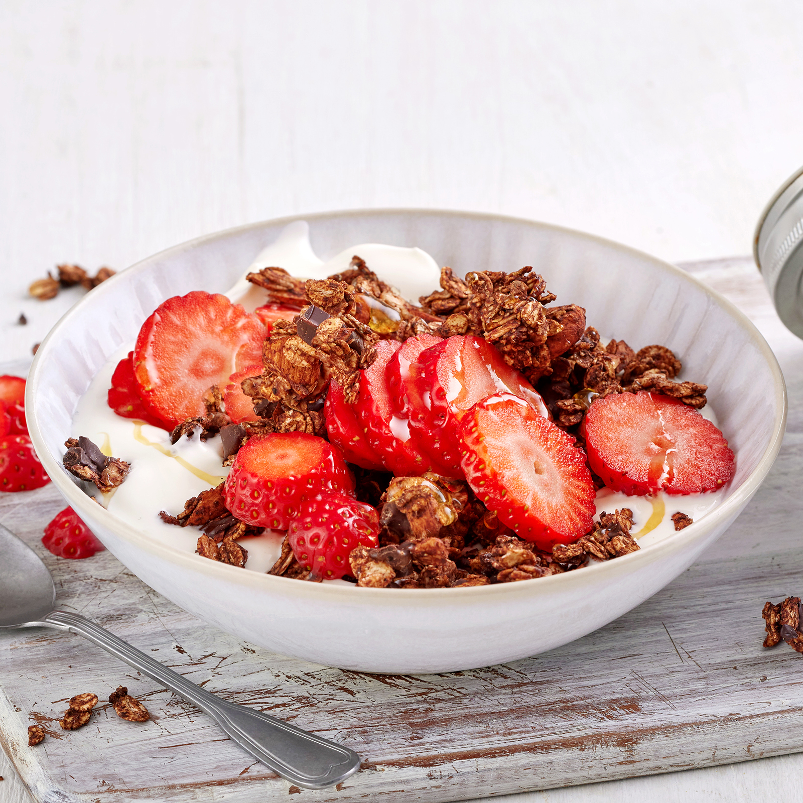 3 24 Schoko Mandel Granola 1600x1600px