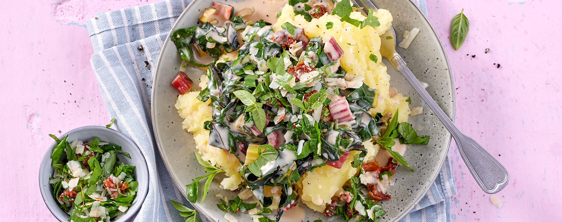 4 24 Mangold In Knoblauch Sahnesosse Mit Kartoffelstampf 1920x760px