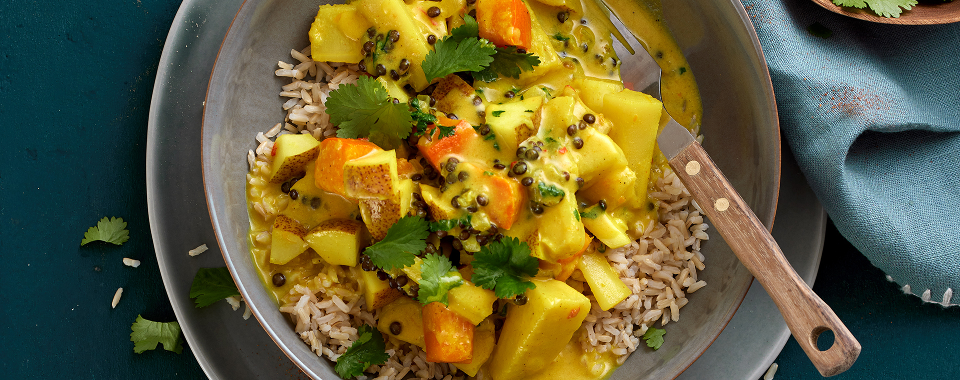 6 24 Petersilienwurzel Curry Mit Birnen Und Reis 1920x760px