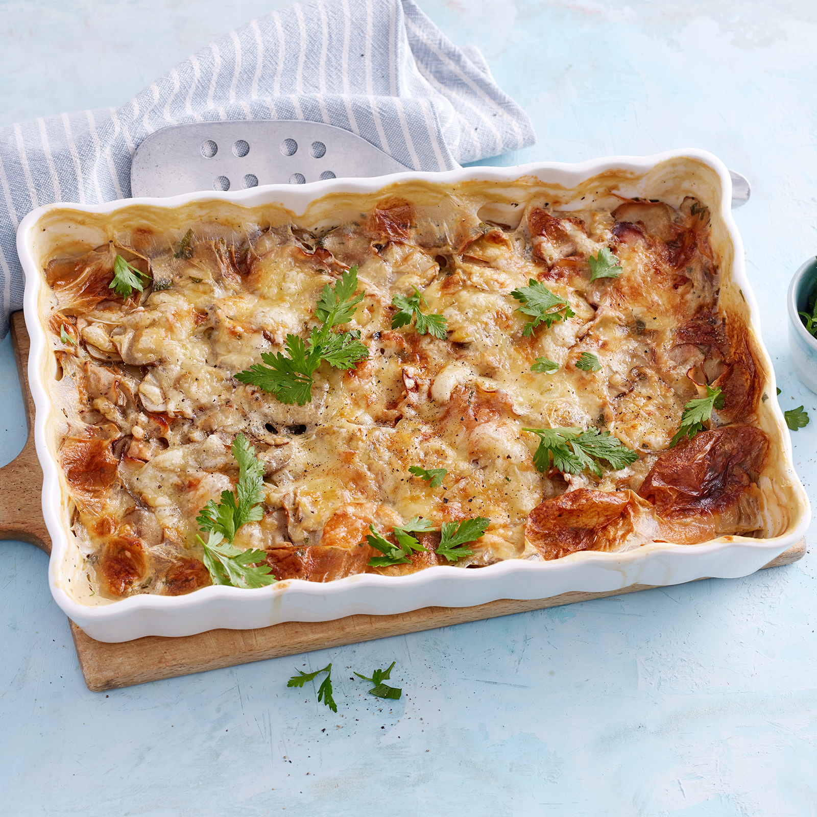 1 25 Topinambur Gratin Mit Kartoffeln Und Moehren 1600x1600px