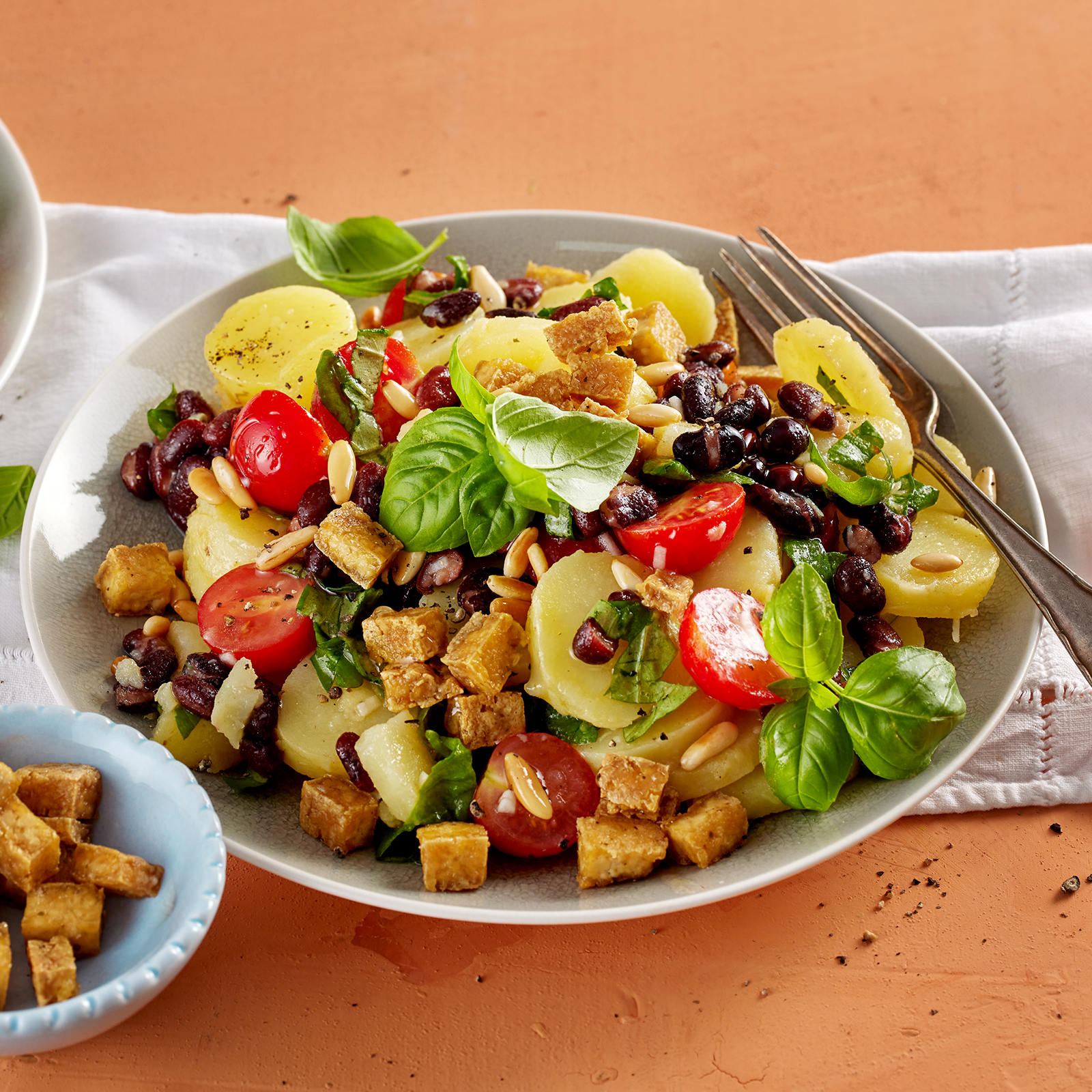 3 25 Kartoffel Tomaten Salat 1600x1600px