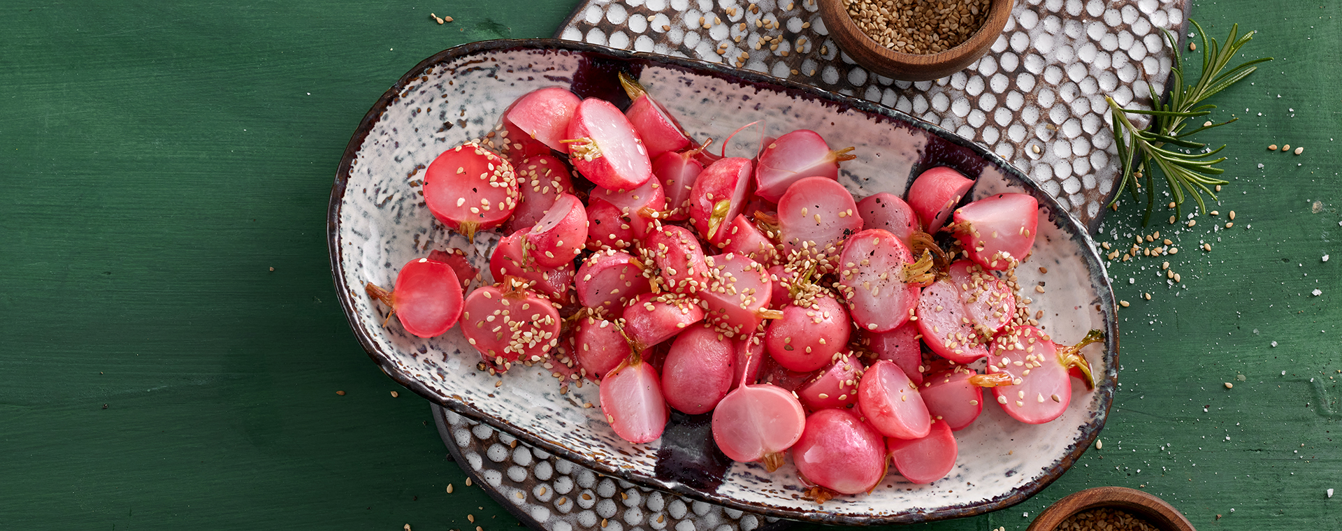 3 25 Radieschen Mit Sesam 1920x760px