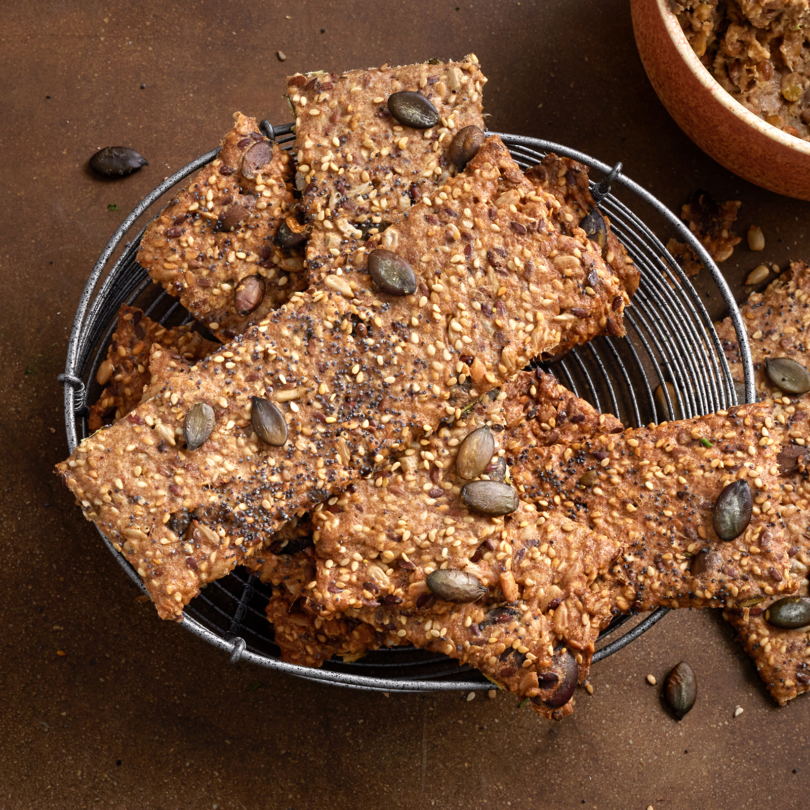 5 25 Dinkel Saaten Knaeckebrot 1600x1600px