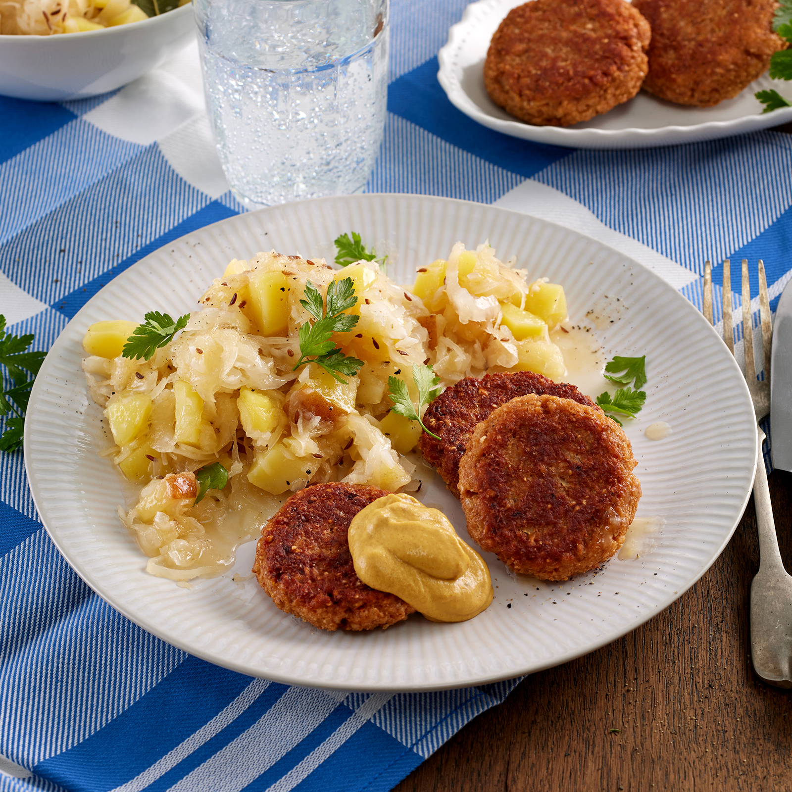 5 25 Sauerkrauttopf Mit Kernigen Dinkelpflanzerln 1600x1600px