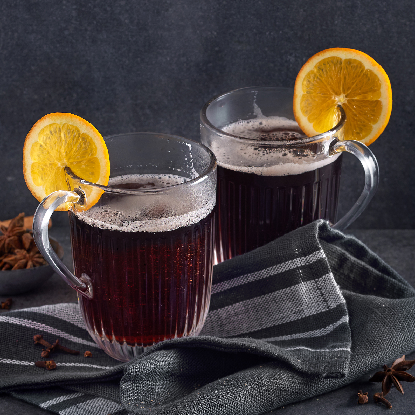 6 25 Kirschgluehbier Mit Ingwer 1600x1600px