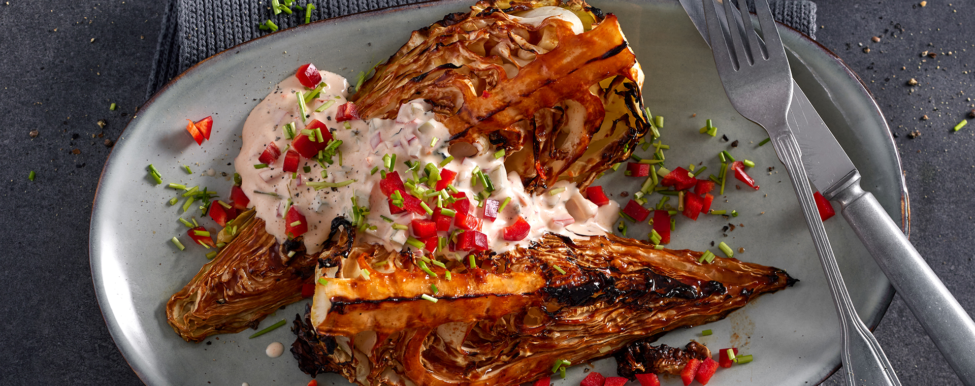 6 25 Spitzkohlspalten Mit Thousand Island Dressing 1920x760px