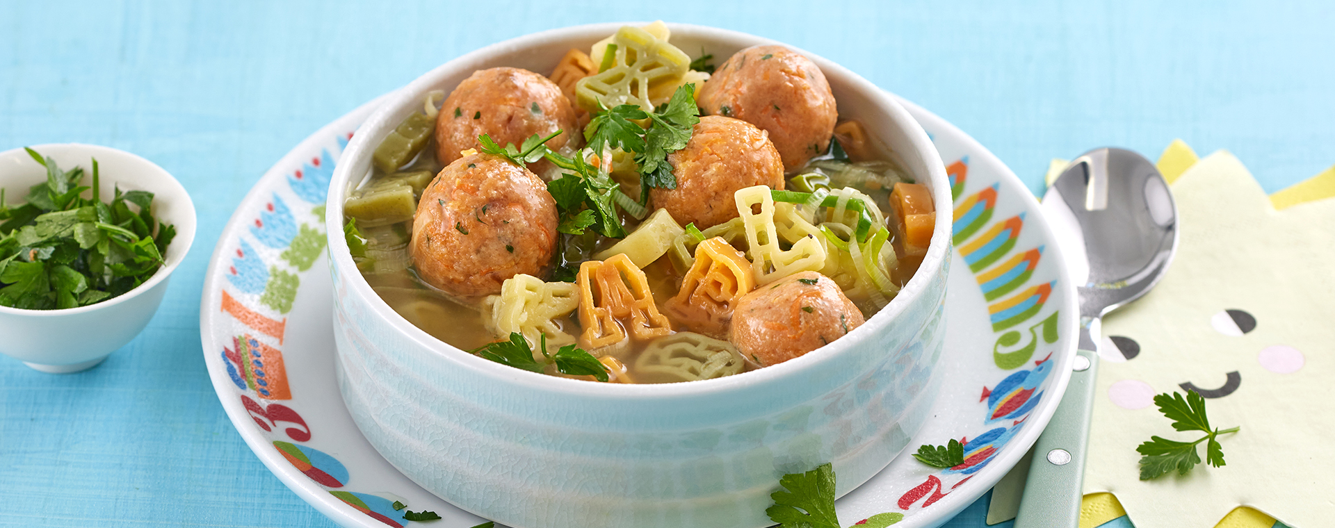 1 26 Buchstabensuppe Mit Moehren Knoedelchen 1920x760px