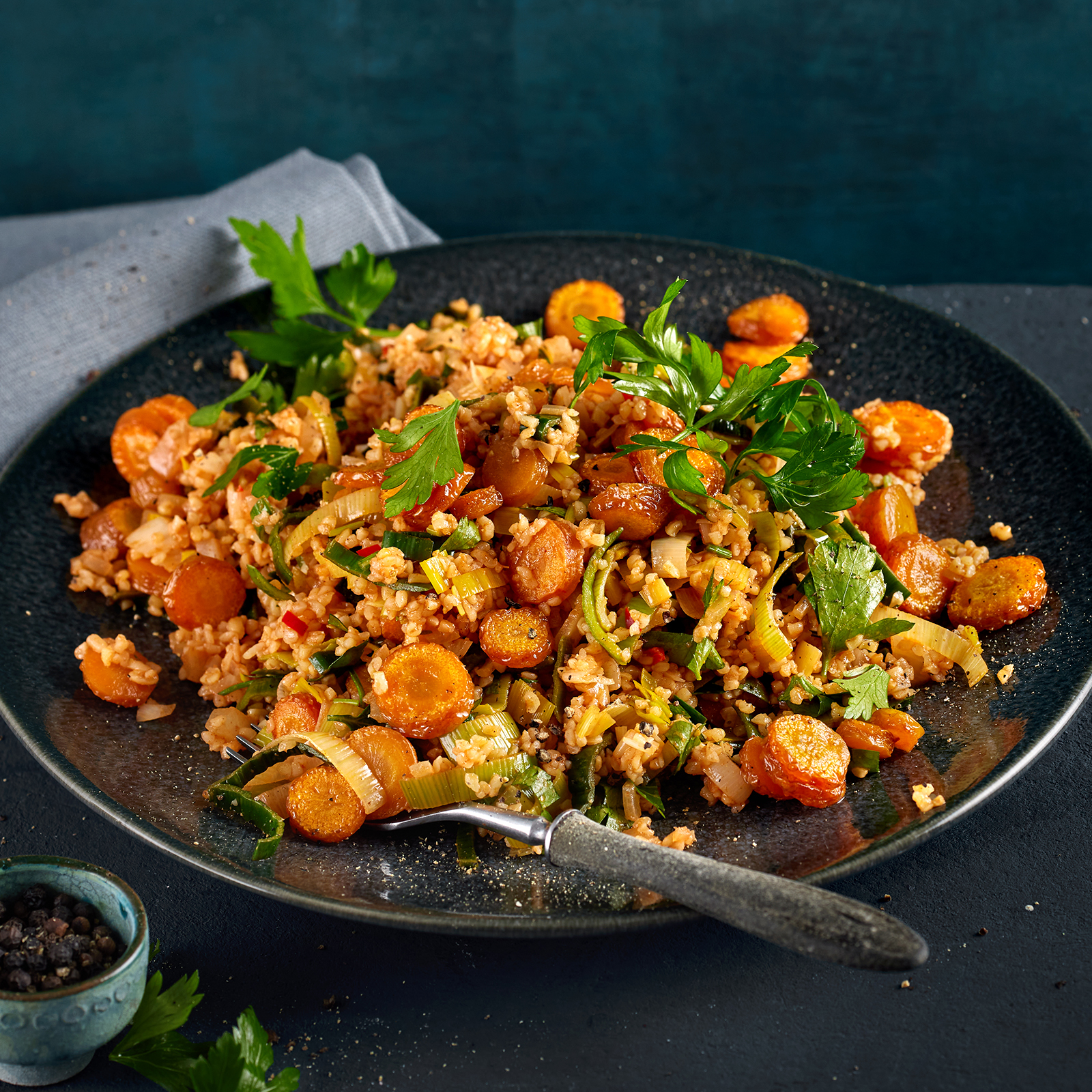 1 26 Lauwarmer Bulgur Moehren Salat 1600x1600px