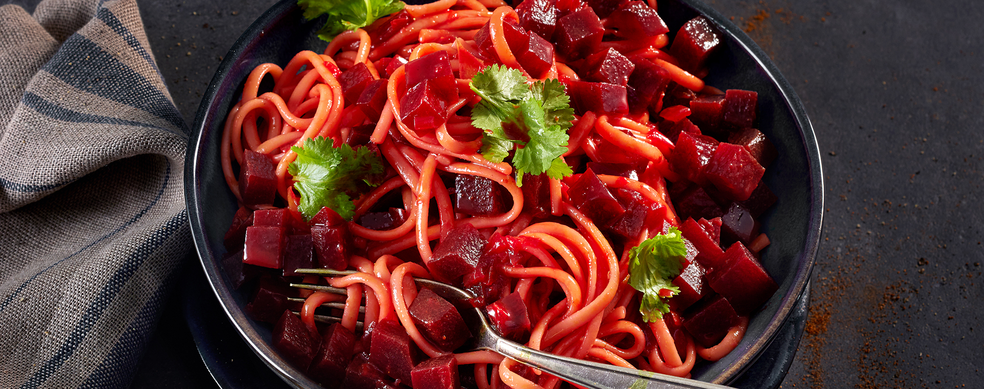 1 26 Rote Bete Pasta Mit Kokosmilch 1920x760
