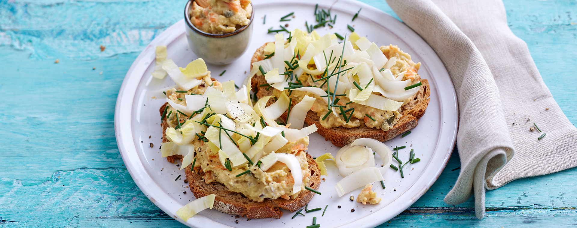 1 26 Vollkornbrote Mit Pikantem Kichererbsen Moehren Aufstrich 1920x760px